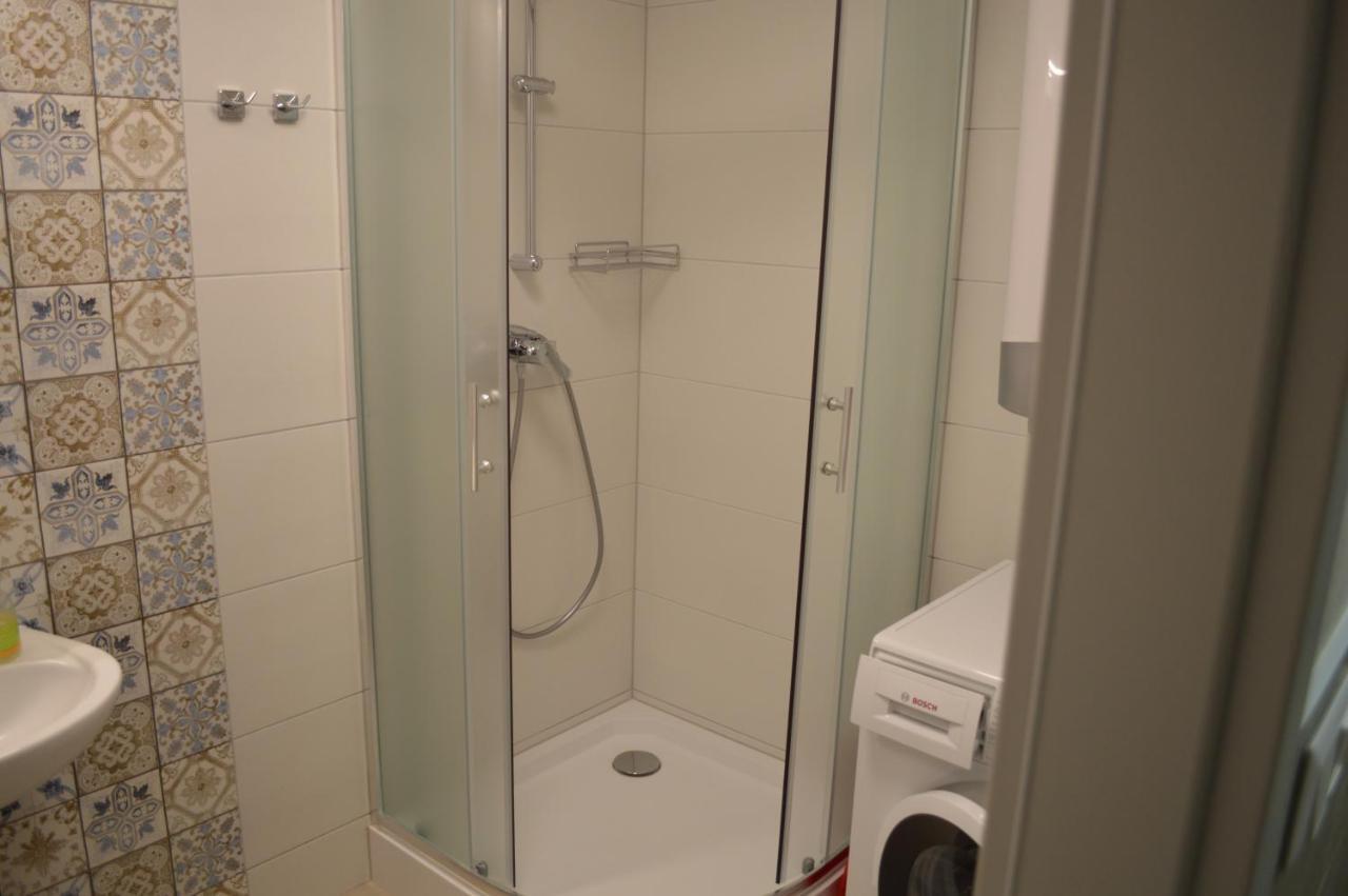 Siofok Ezuestpart Granada 2 Koezvetlen Vizparti Apartman Leilighet Eksteriør bilde